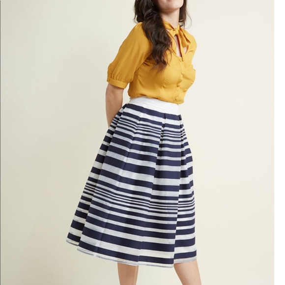 Modcloth Dresses & Skirts - ModCloth Skirt Blue White Stripe Midi Tea Length Layered Womens Size Large